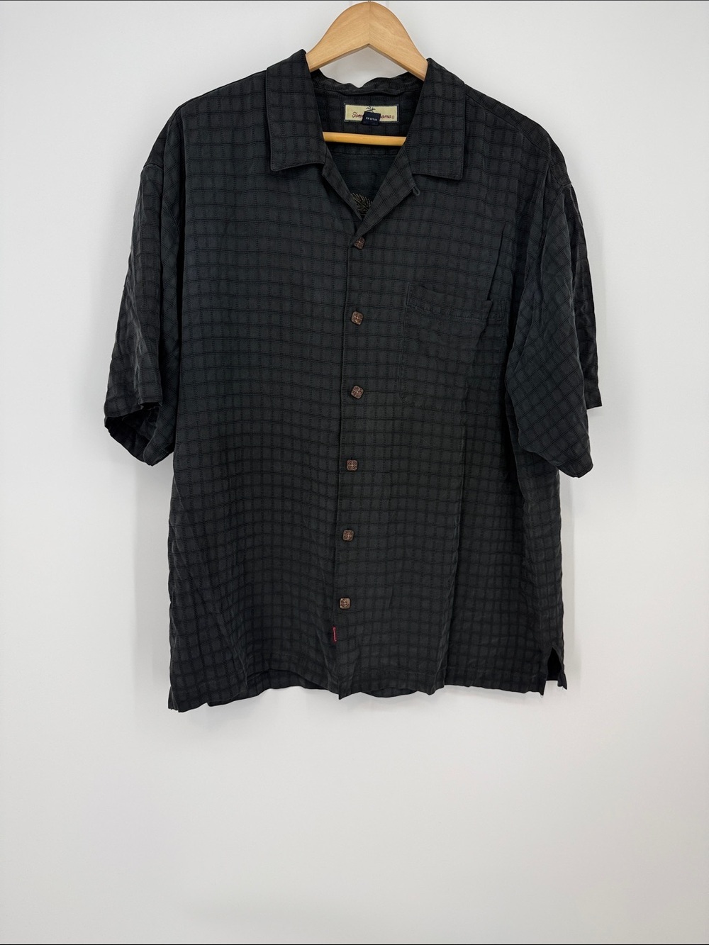 Tommy Bahama Men's Black Short-Sleeve Button-Down Shirt